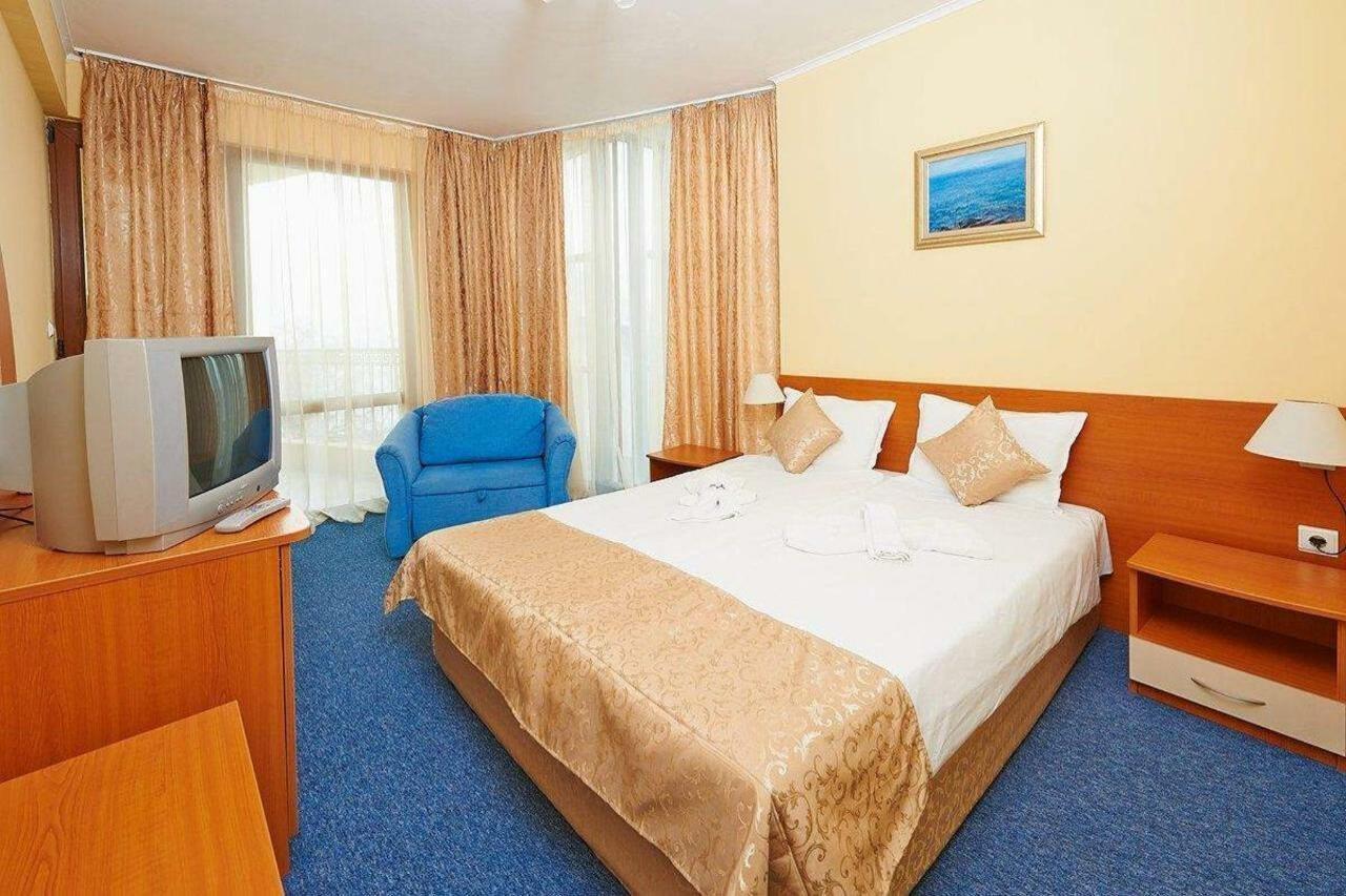 Paradise Hotel & Relax Center Pomorie Ngoại thất bức ảnh