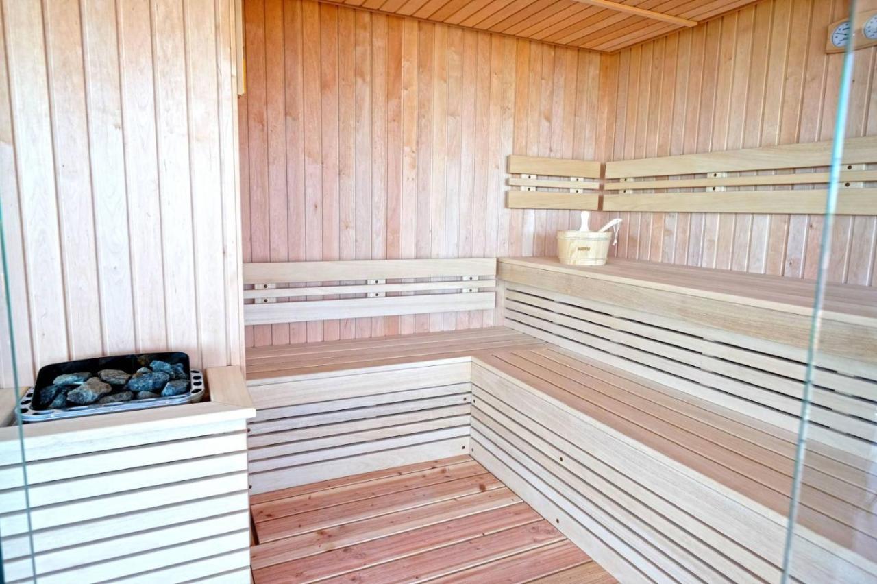 Paradise Hotel & Relax Center Pomorie Ngoại thất bức ảnh