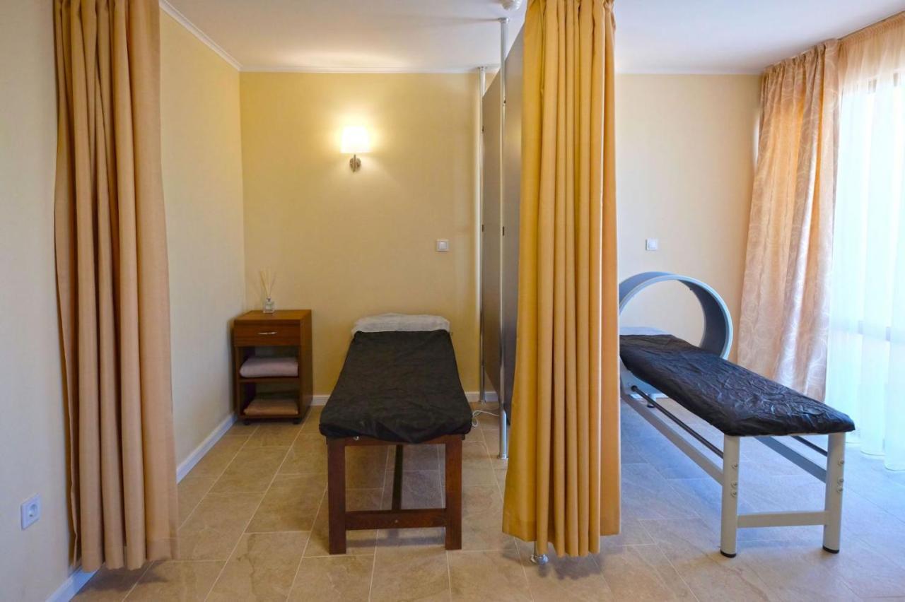 Paradise Hotel & Relax Center Pomorie Ngoại thất bức ảnh
